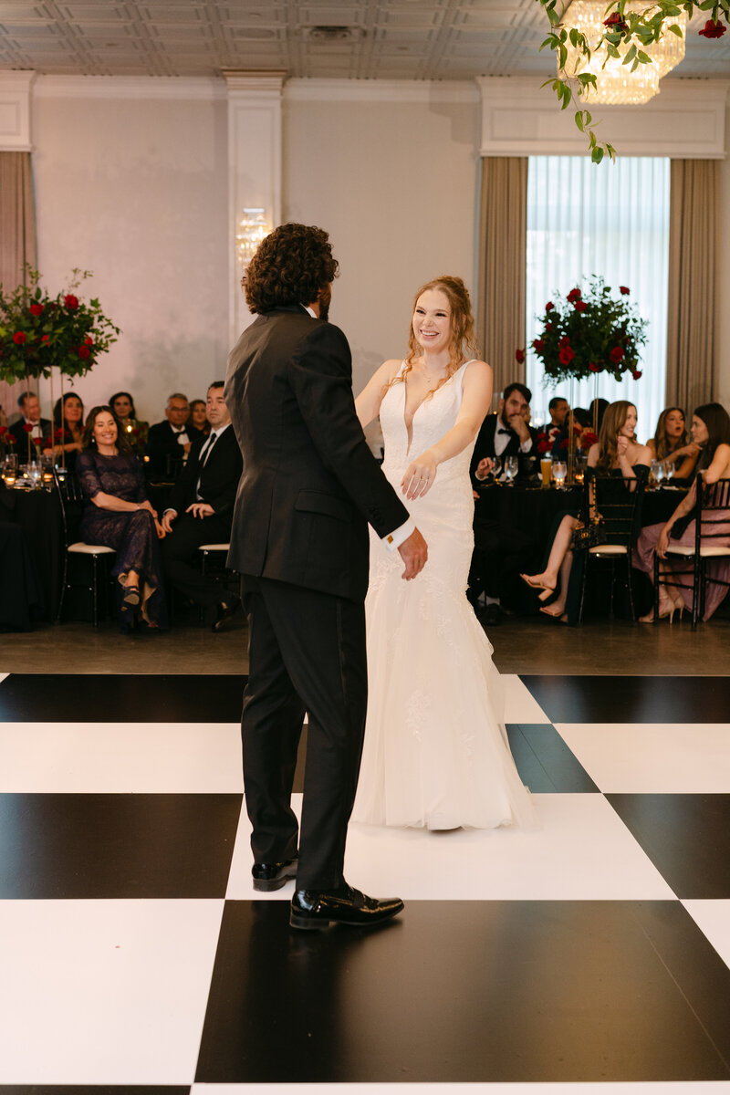 C&J_WED-515