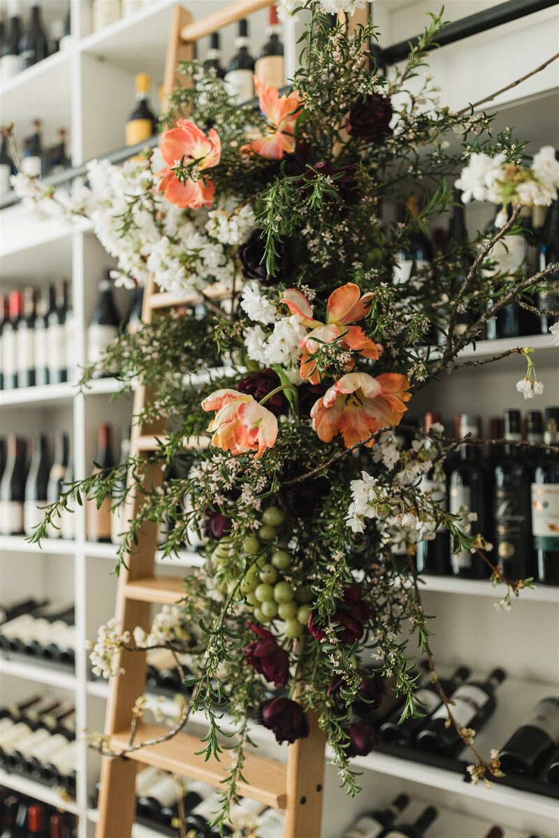 Styled shoot at Viaggio Wine Bar with baroque wedding inspiration
