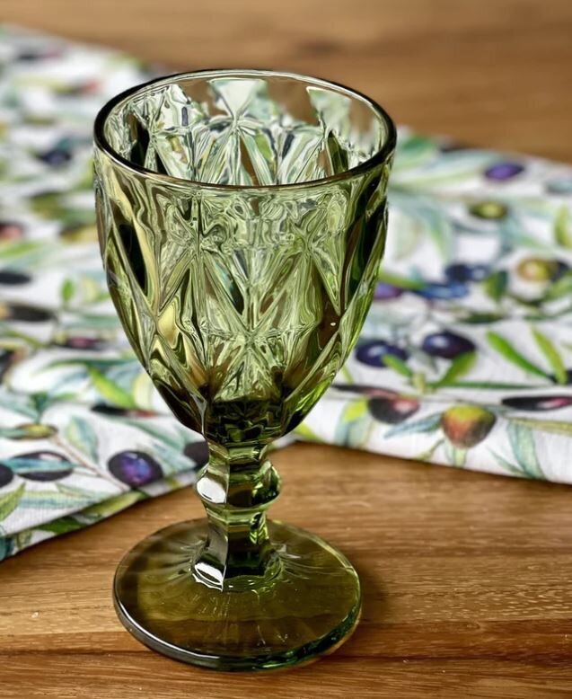Mila goblet green 2-Rori Ranch Rentals