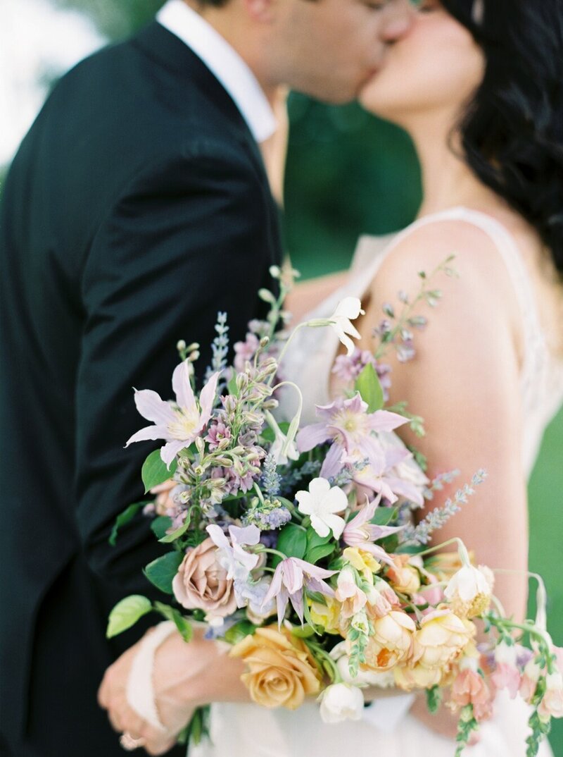 Lush and Romantic Wedding at a Flower Farm_0015