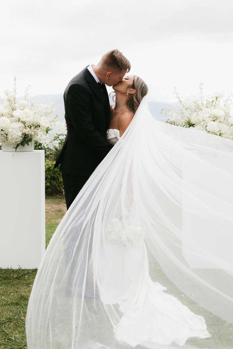 Kayli & Robbie ceremony at Andaz Maui Wailea wedding