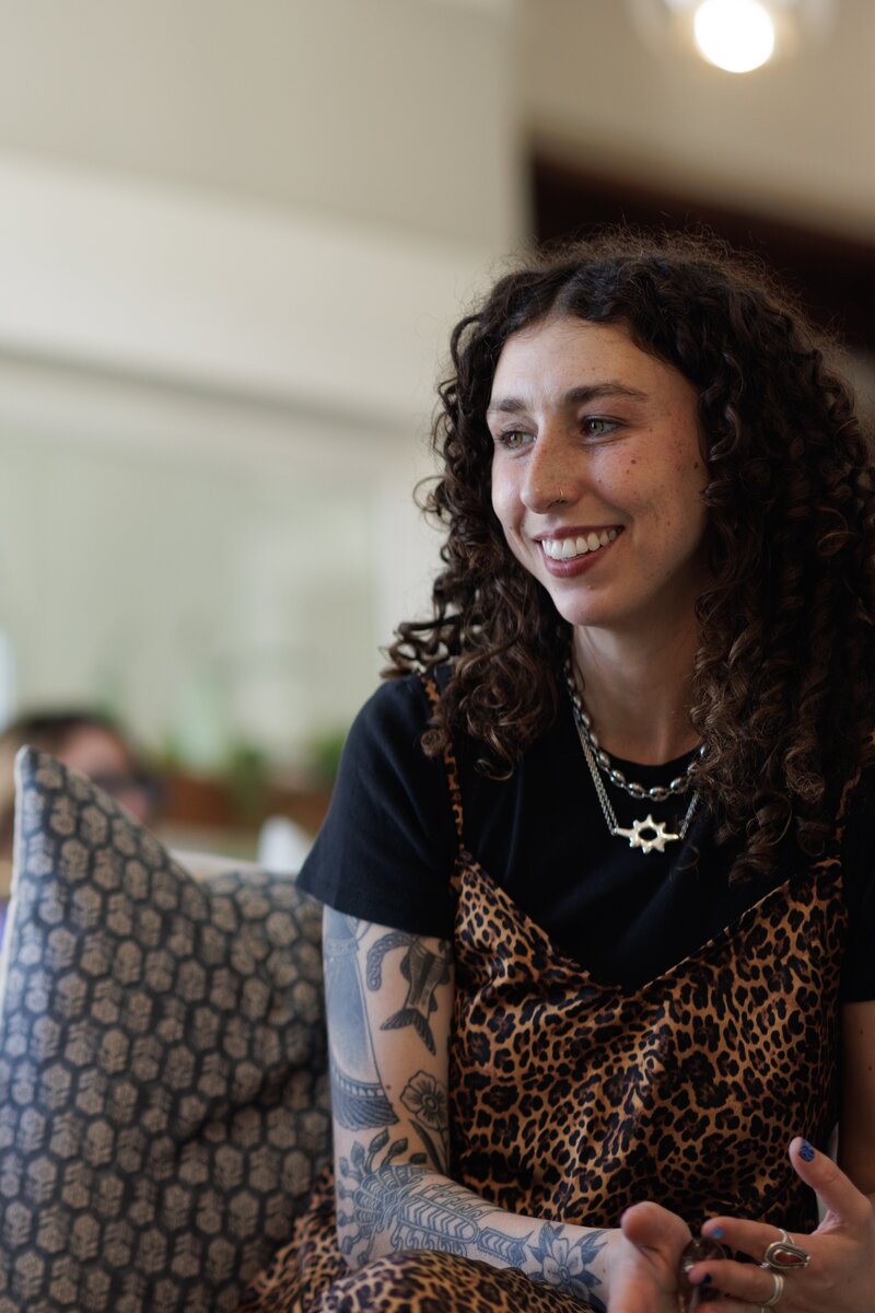 Relational trauma informed therapist, San Francisco Bay Area.