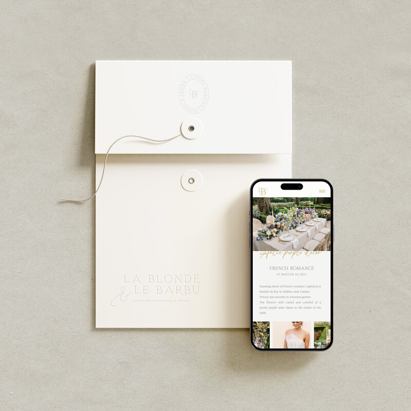 mock-up-la-blonde-et-le-barbu