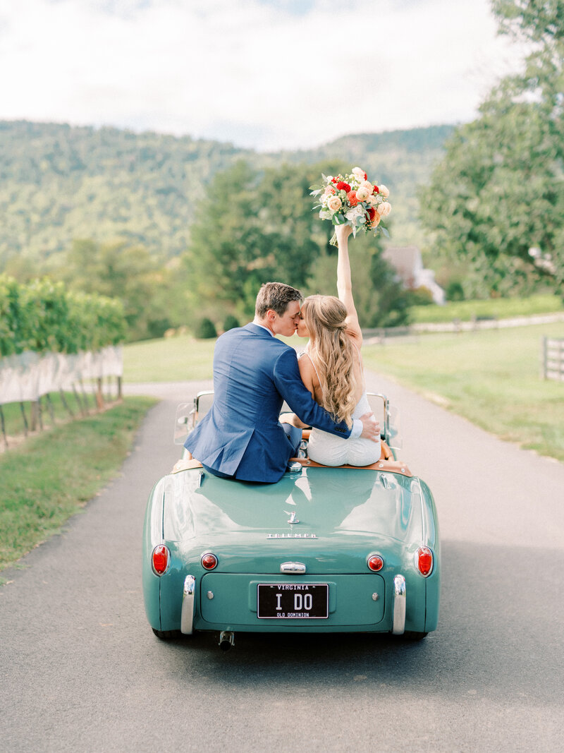 Jamie&Christian_VeritasWineryWedding_SneakPeek-56