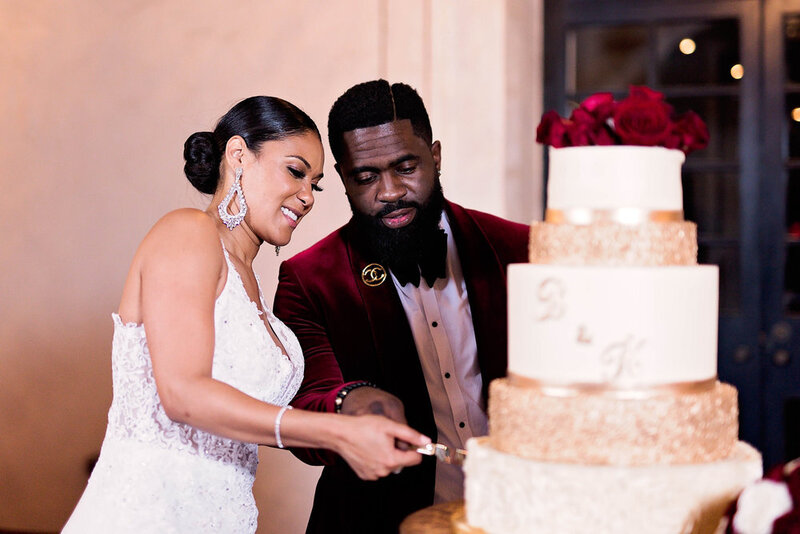 Swank Soiree Dallas Wedding Planner Kerri and Bravion at the Dallas Arboretum and Botanical Garden - Cutting the cake