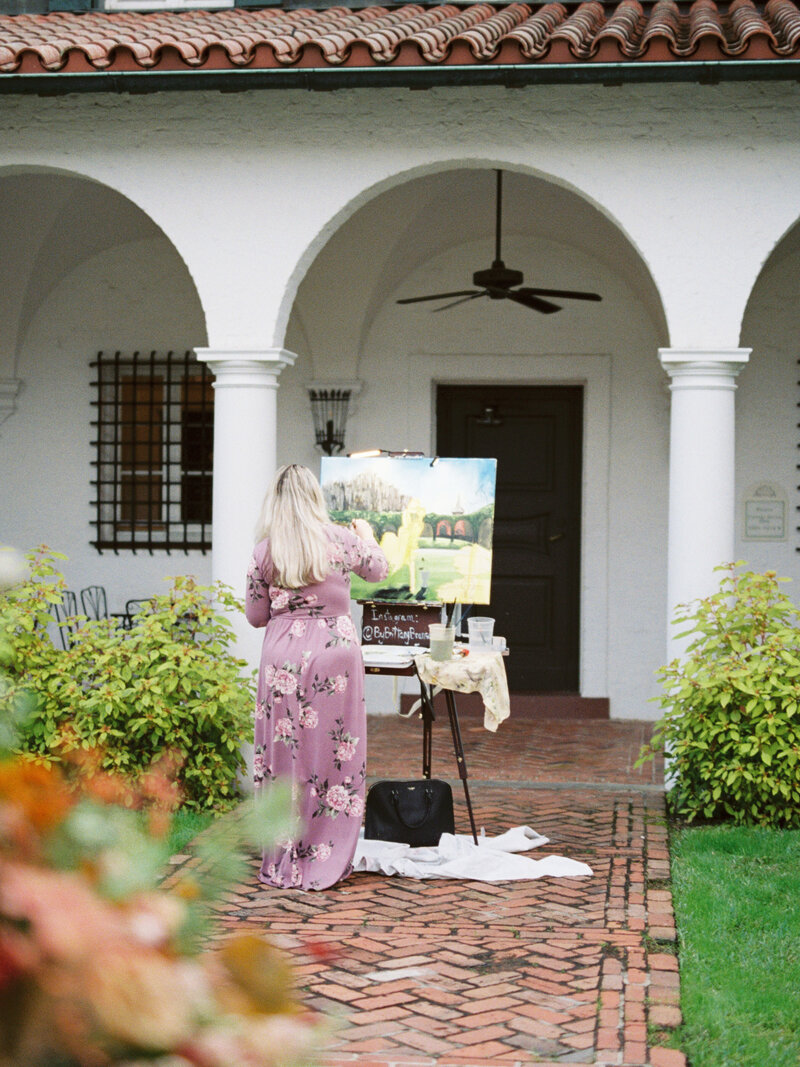 Live waiting painter | Brittany Branson