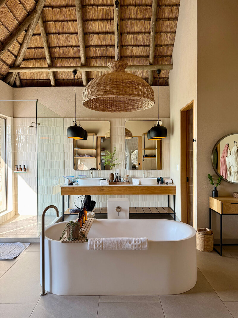 slideshow -Norma Thiessen - Travel Inspired - 14