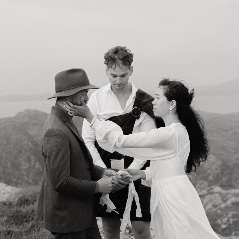 Eilean-shona-wedding-35mm-film-Alexa-Alex-Briars-Atlas-4337