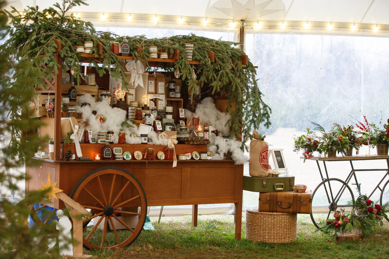 22.12.10_AcresatMagnolia_Christmas2022-108