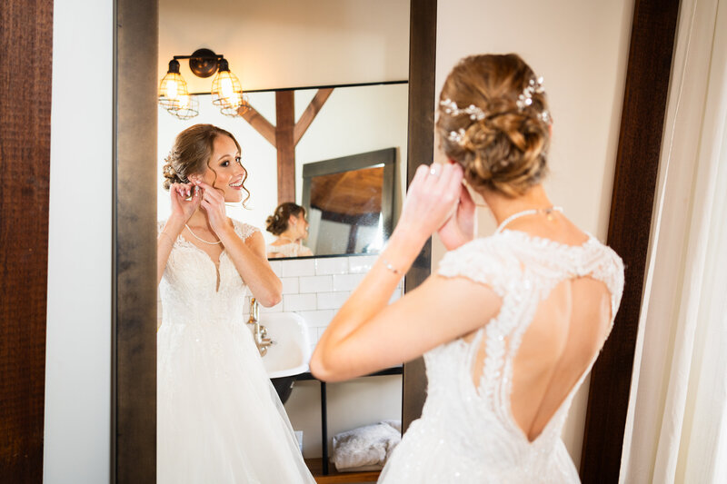 bloom-meadows-berkshire-wedding-photography-16