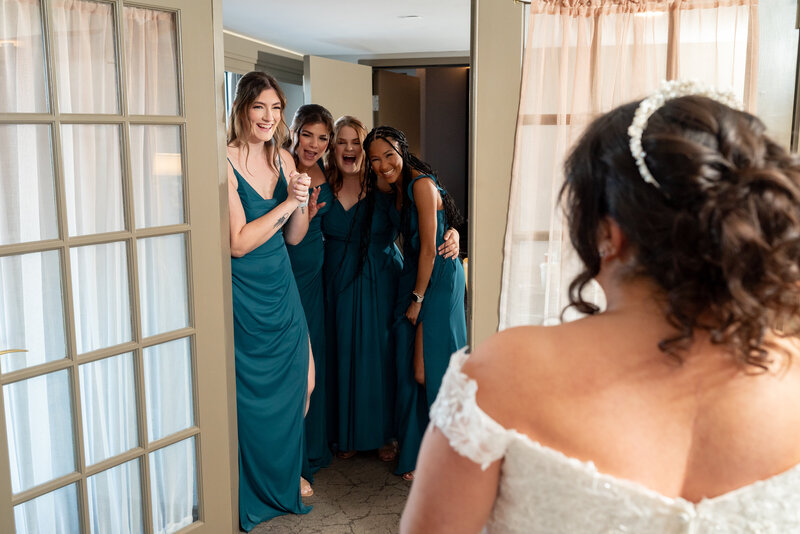 Sarah-Cory_WeddingPreviews_10