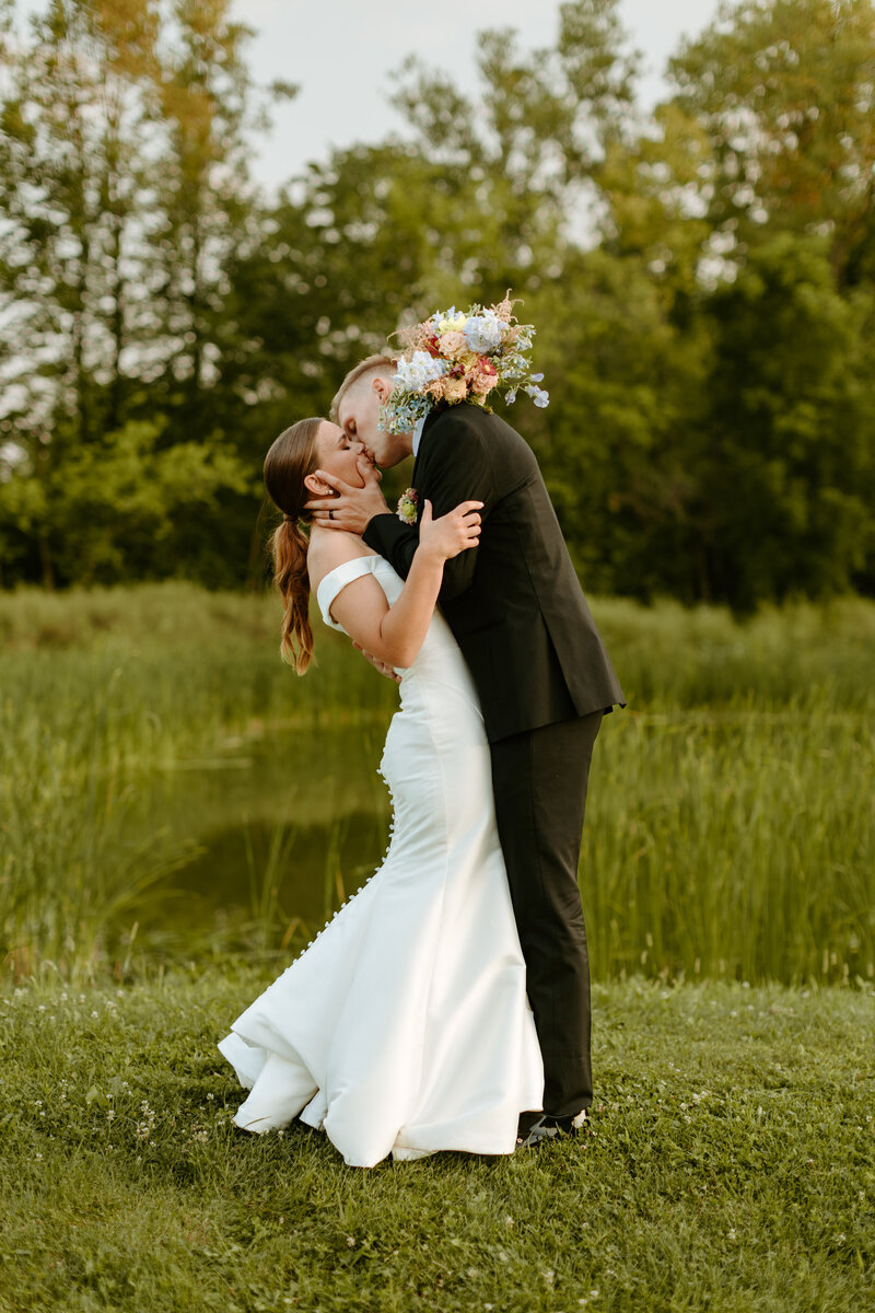 Jessica Frigge Photography is a Racine Wisconsin wedding photographer 