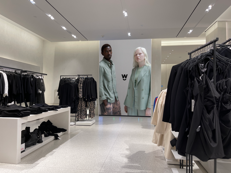 Shopping Mall Brand Store 