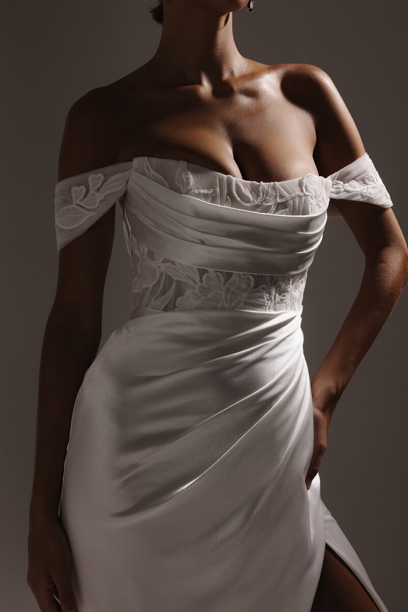 Modern and Sexy Wedding Dress