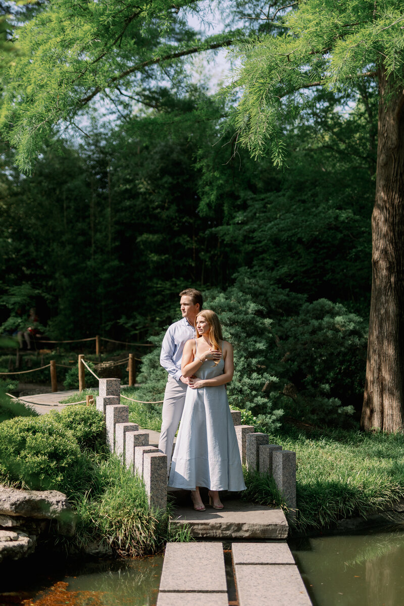 Fort-Worth-Botanic-Gardens-Engagement-Session-Chirstian-Wedding-Photographer-Kortney-Boyett08