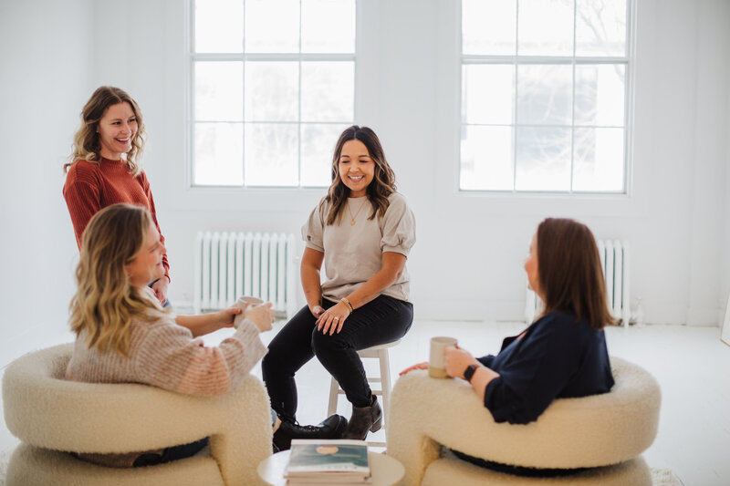 Bree chatting with client