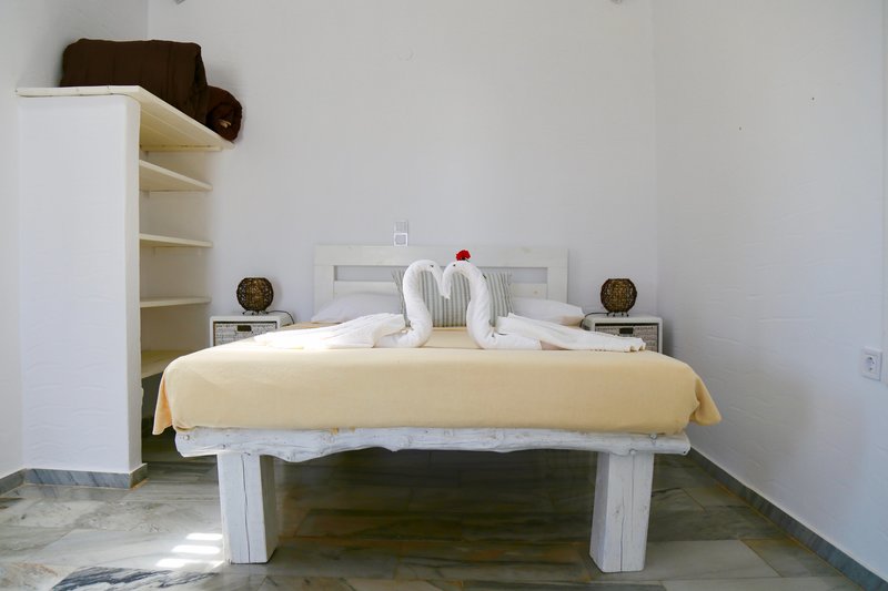 Welcome to the beautiful bedrooms for students of the 200 Hour Yoga Teacher Training Program on the greek Island of Paros