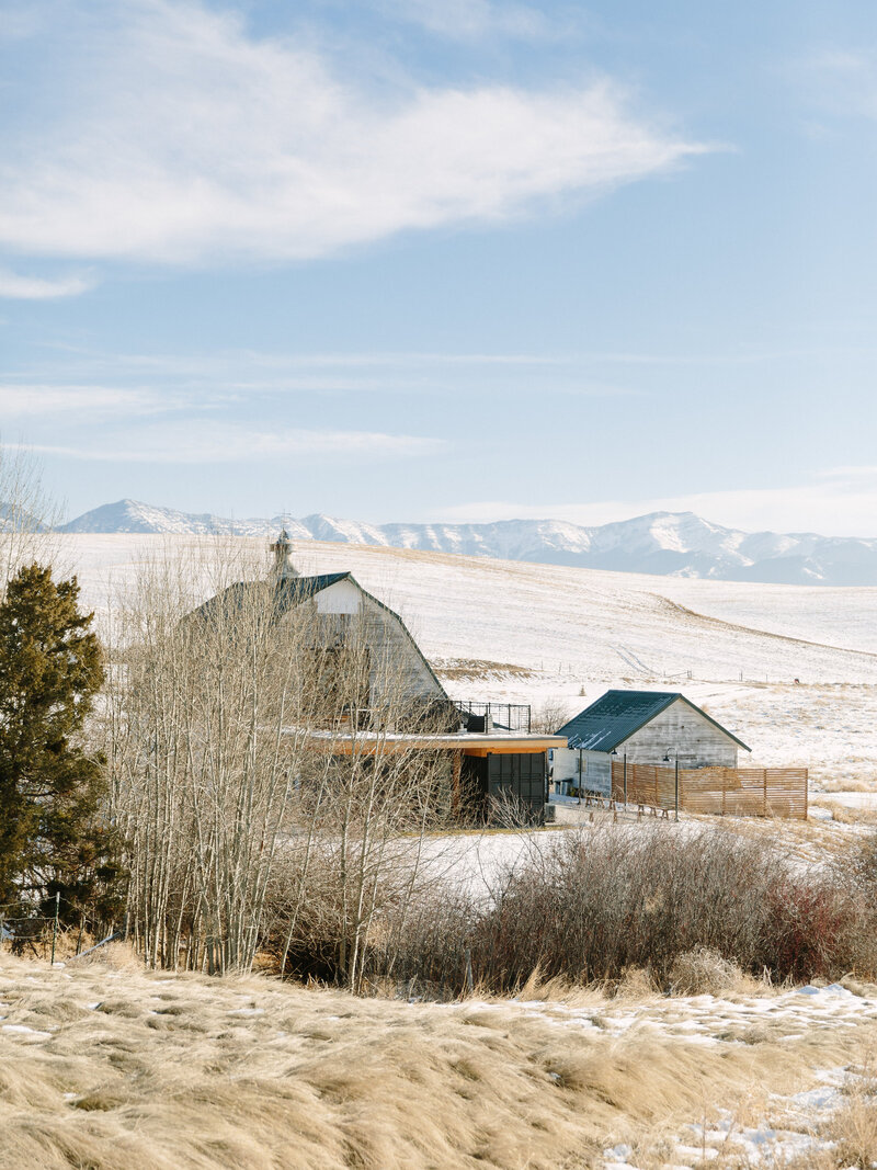 larissa-cleveland-montana-wedding-elopement-habitat-events-004