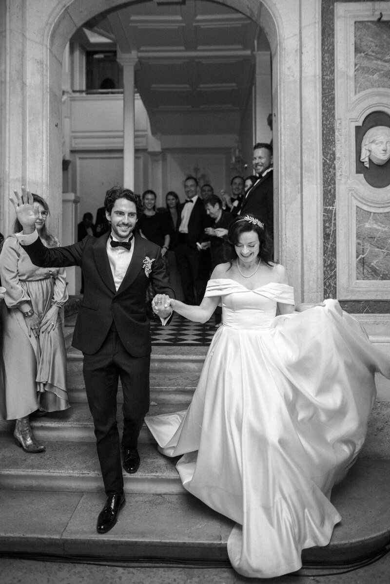 Maïlys Fortune Photography Husband Wife Wedding Weddings Photography France Switzerland Italy Timeless Dreamy Imagery Bilingual French English Destination Weddings Destination Wedding Provence French Riviera Paris Lake Como Tuscany145