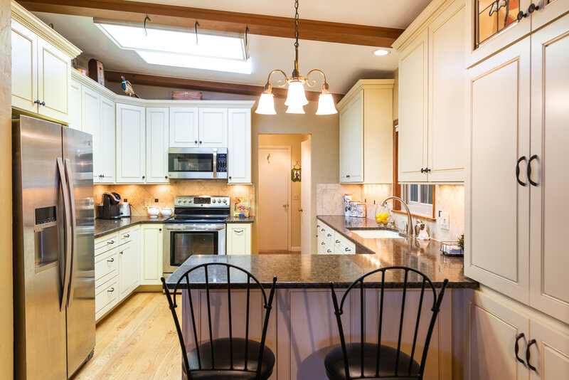 2876 S Hiwan Kitchen