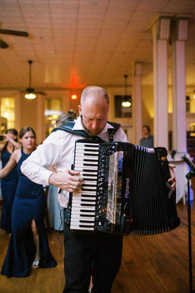 Gabe_Nichole_Wedding_2024933