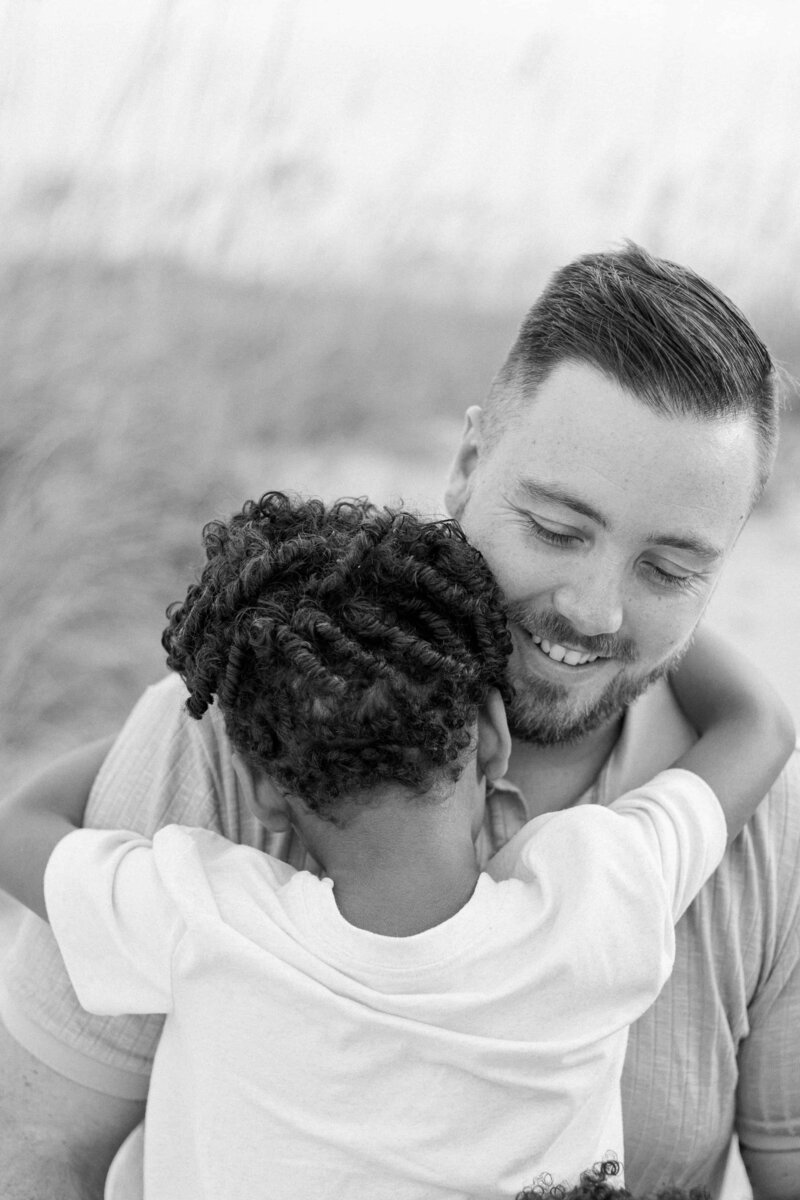 barony-beach-club-family-beach-session-hilton-head-photographer-lamp-and-light-photography-5
