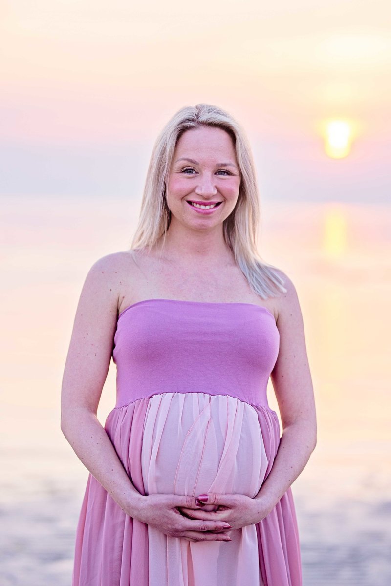 gravidfotografering-vid-stranden-i-skåne
