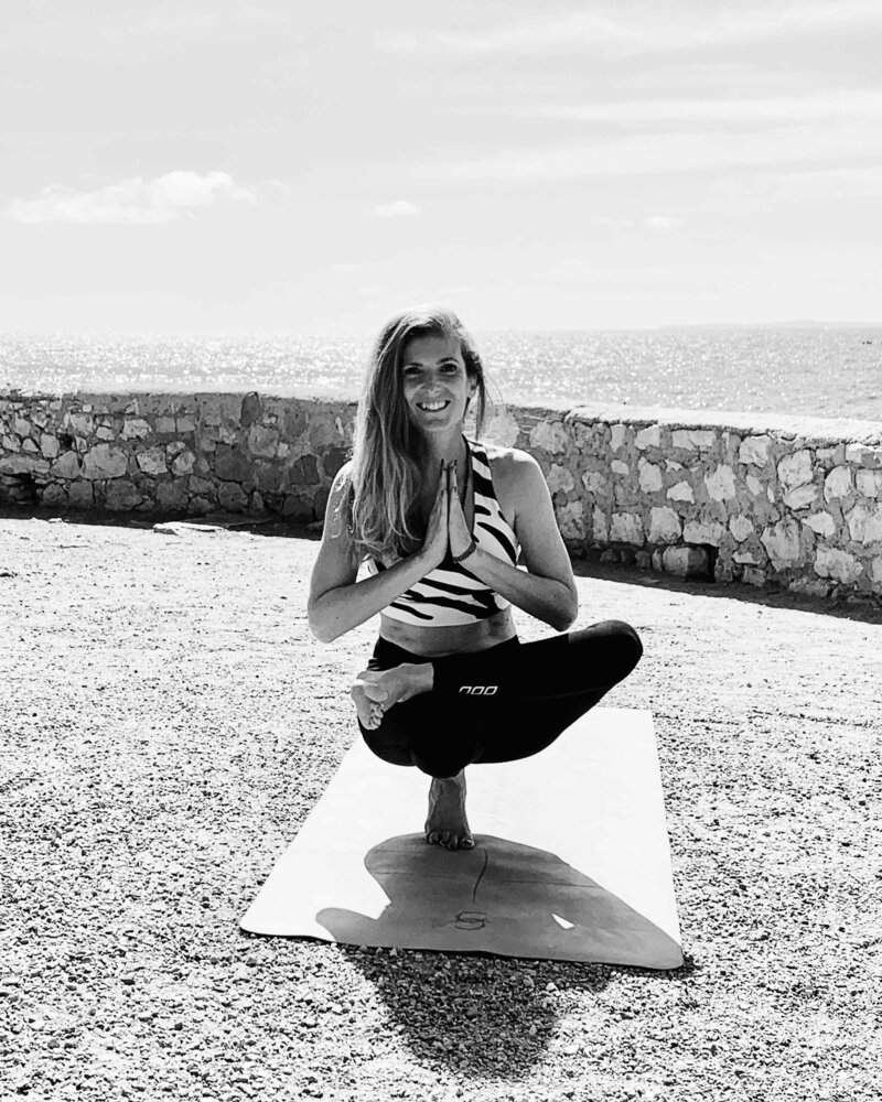 Asana, Pranayama,  Mudra, Mantra Yoga Nice