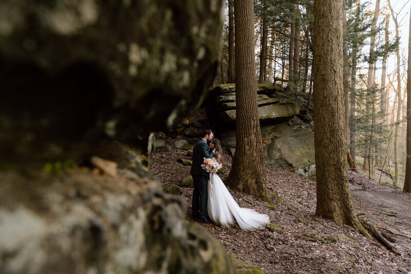 Bride and groom eloping in CVNP near Akron.