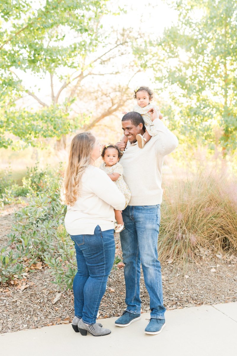 Rosario Family - MFD-12