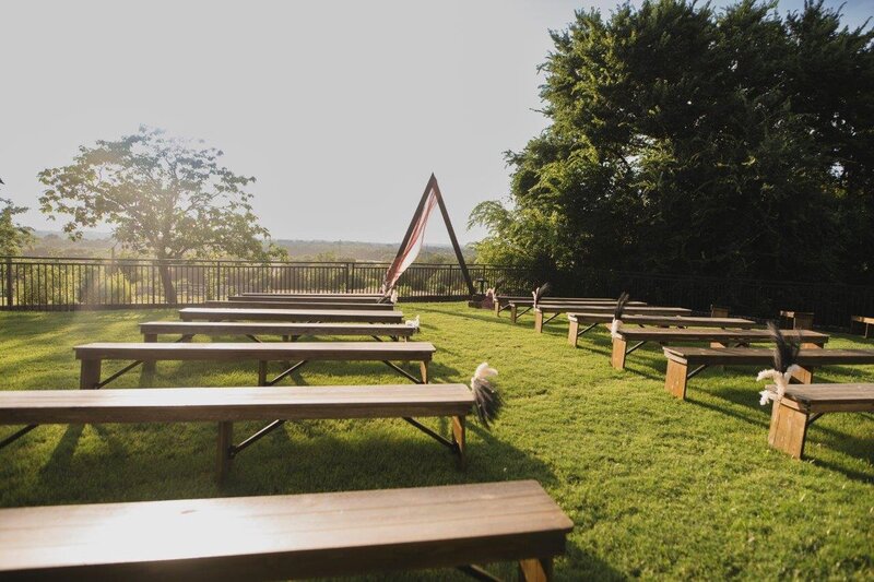Outdoor Wedding Venue in North Texas | Crescent Moon