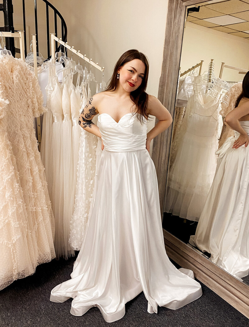 Annie Wedding Clean Strapless