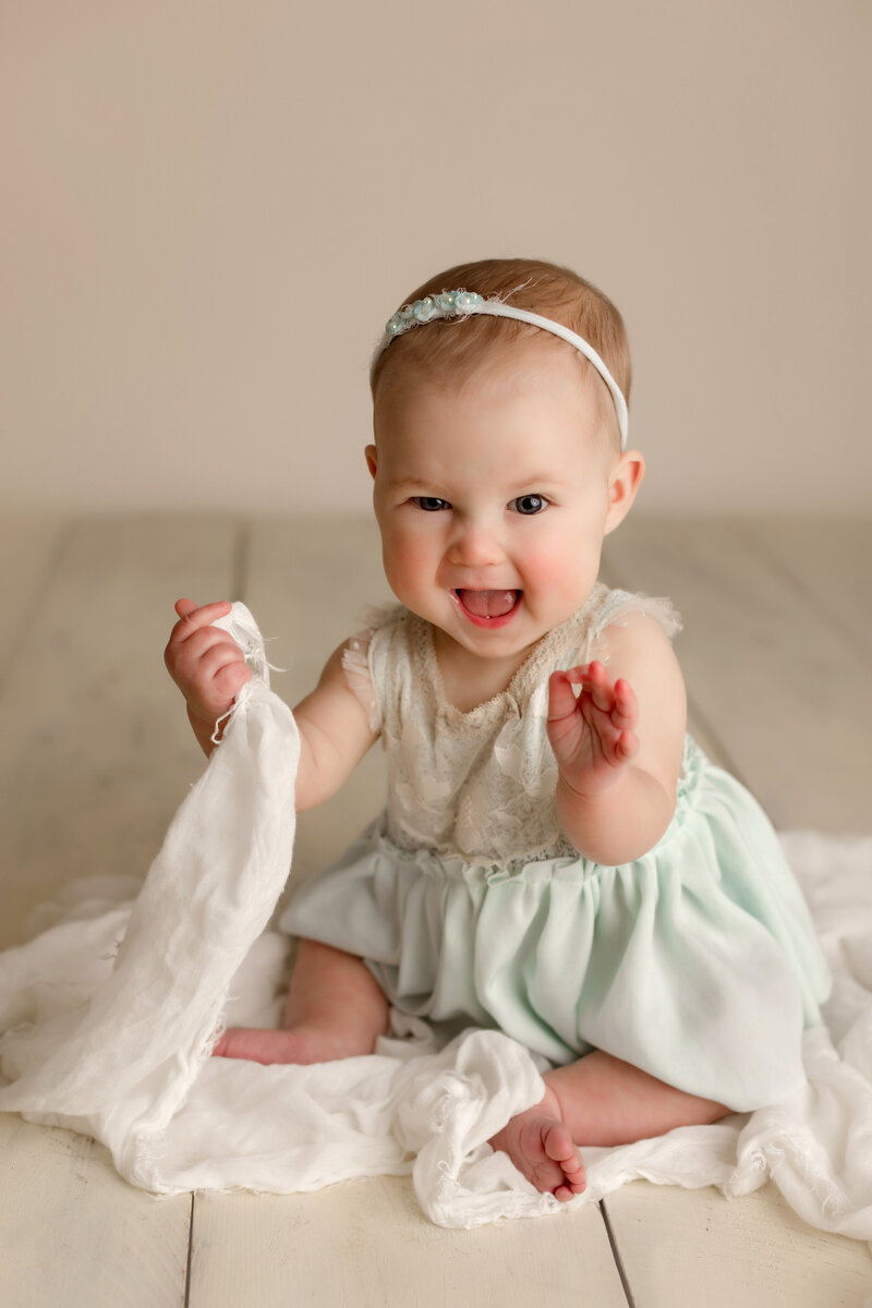 baby photographer in woodland hills, portraits thousand oaks, photographer near me, woodland hills baby photography