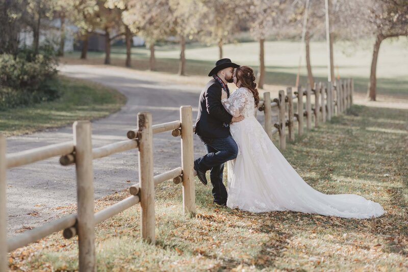 Edmonton Weddings - Timeless Tales Creatives (12)