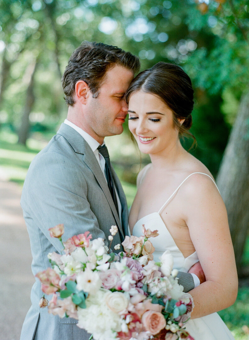 maggie-brent-pecan-spring-branch-wedding-contigo-ranch-frederickburg-50