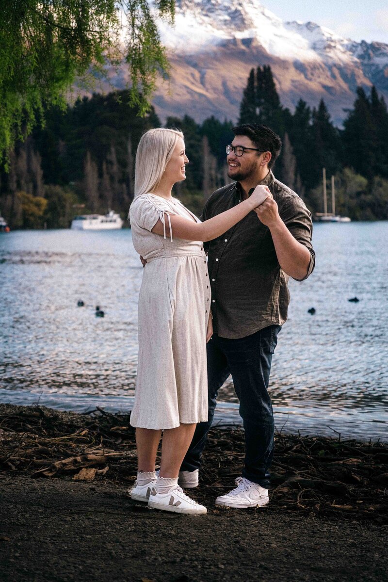 nz-queenstown-engagement-shoot-sydney-sakura-studio-4
