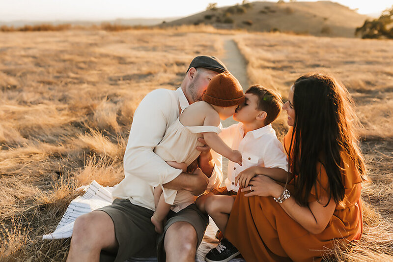 Family photo session Santa Rosa Crane Creek Park