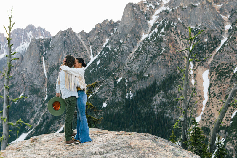 Washington-Pass-North-Cascades-LGBTQ+-elopement-2