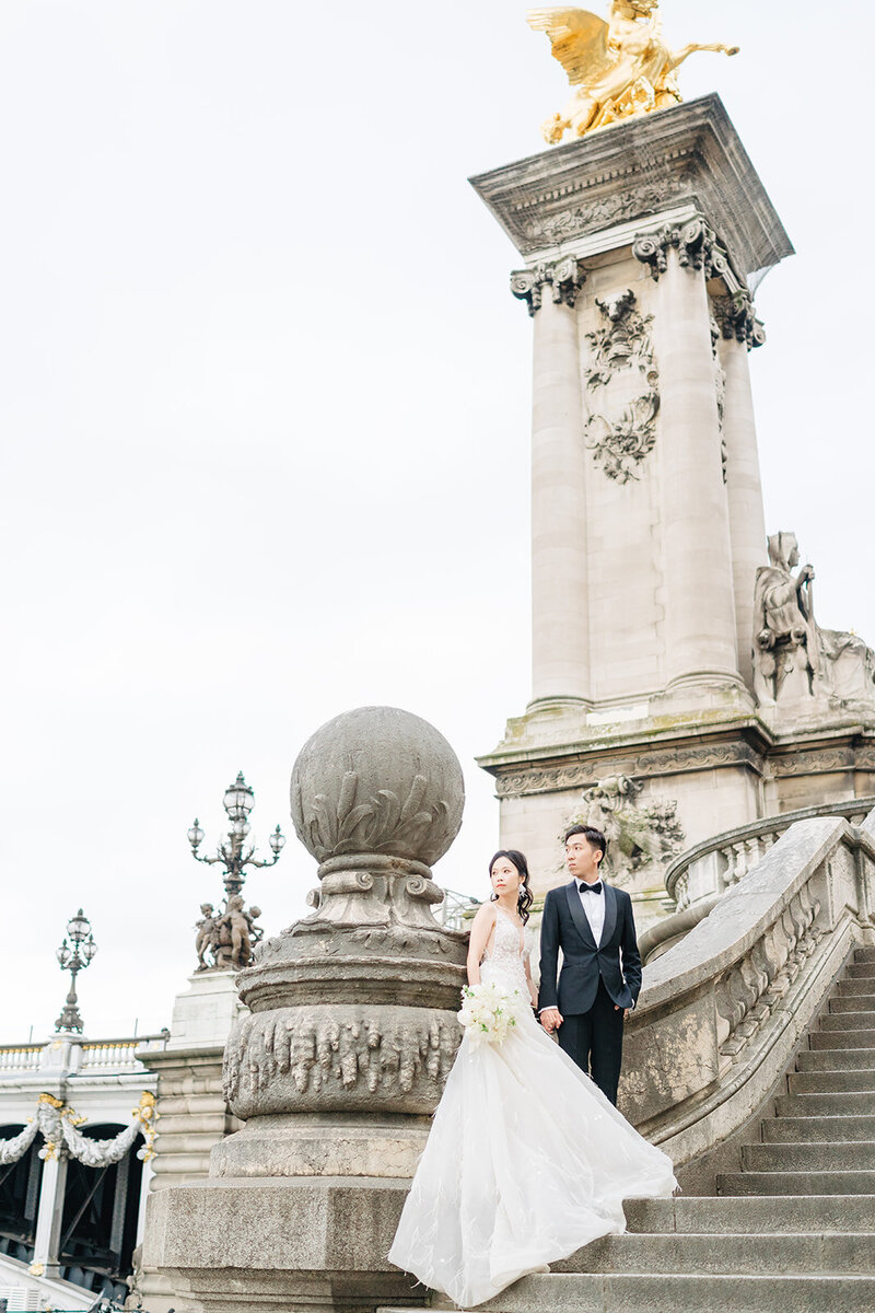 Morgane Ball photographe mariage Paris Pont Alexandre III editorial