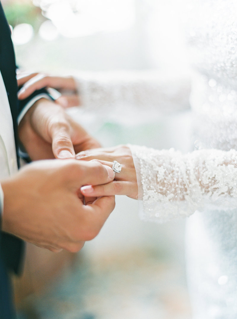 Normandy-Intimate Elopement Robin + Rachel_LFP249