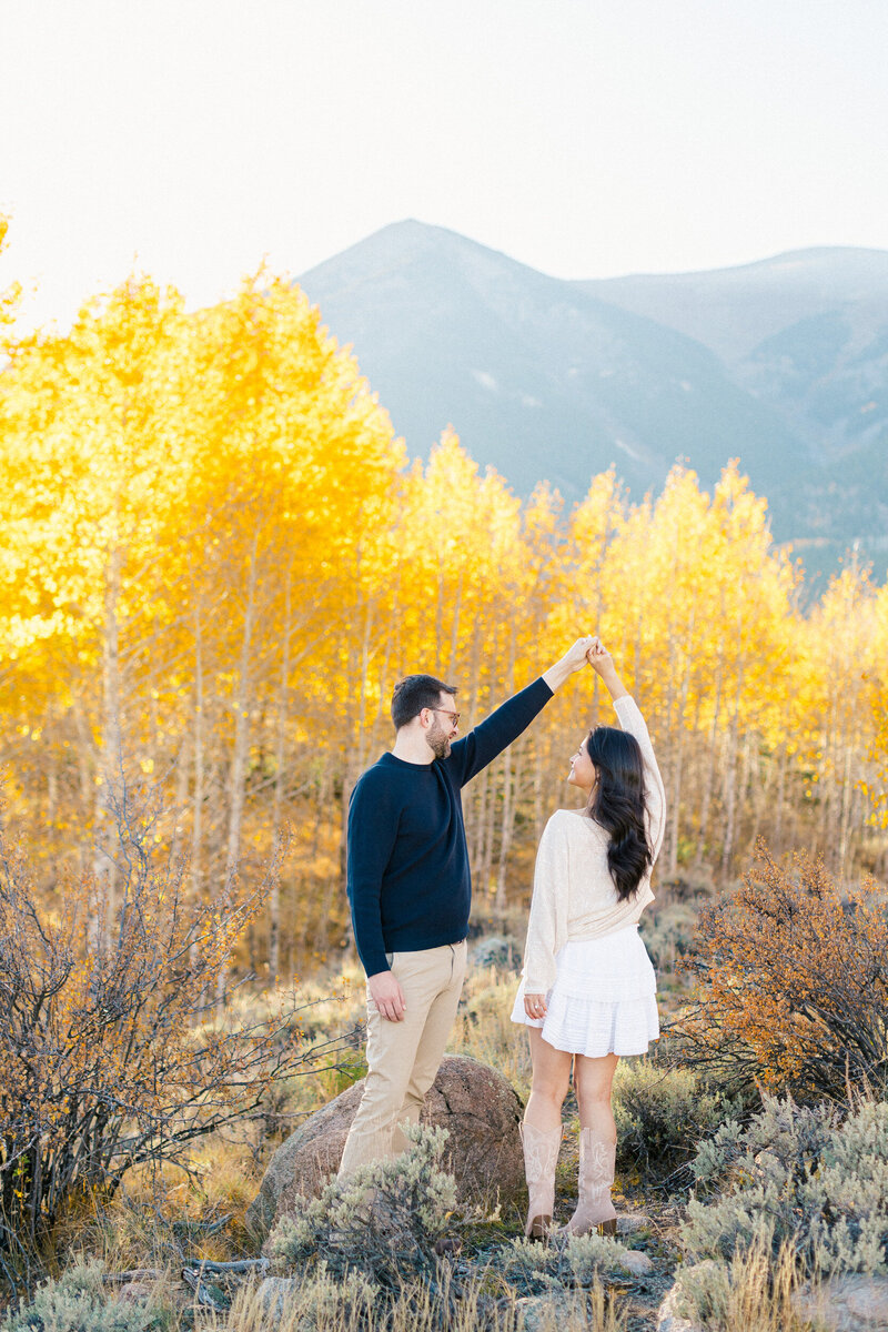 Twin-Lakes-Colorado-Mountain-Engagement-3