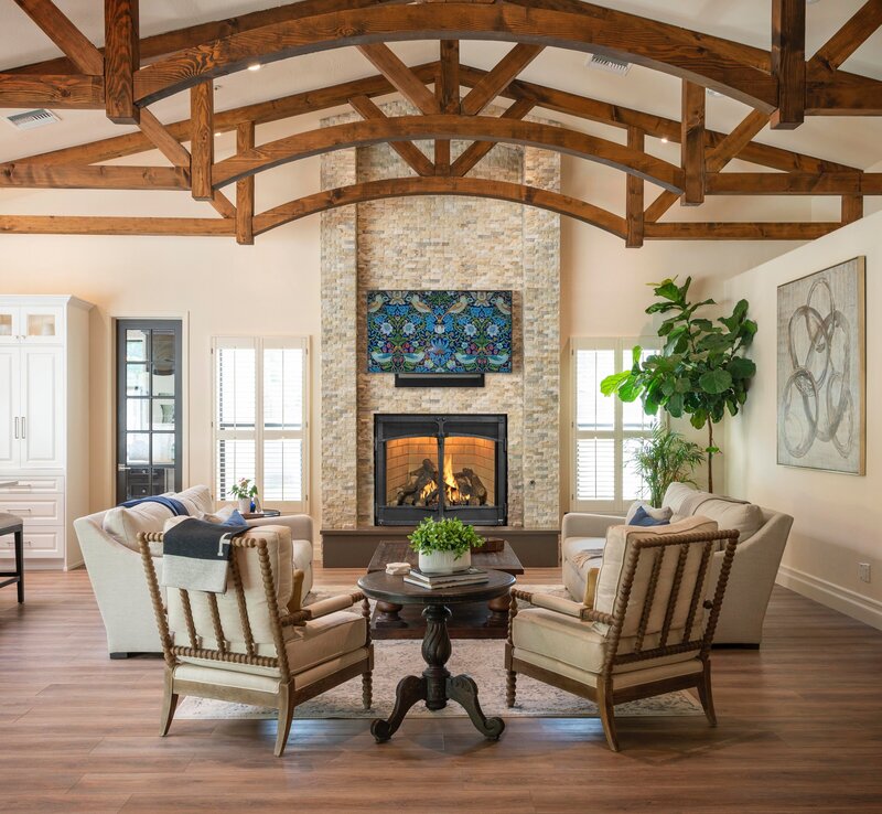 fireplace-xtrordinair-4237-ember-glo-tv-clean-face-deluxe-traditional-gas-fireplace-post-falls-spokane