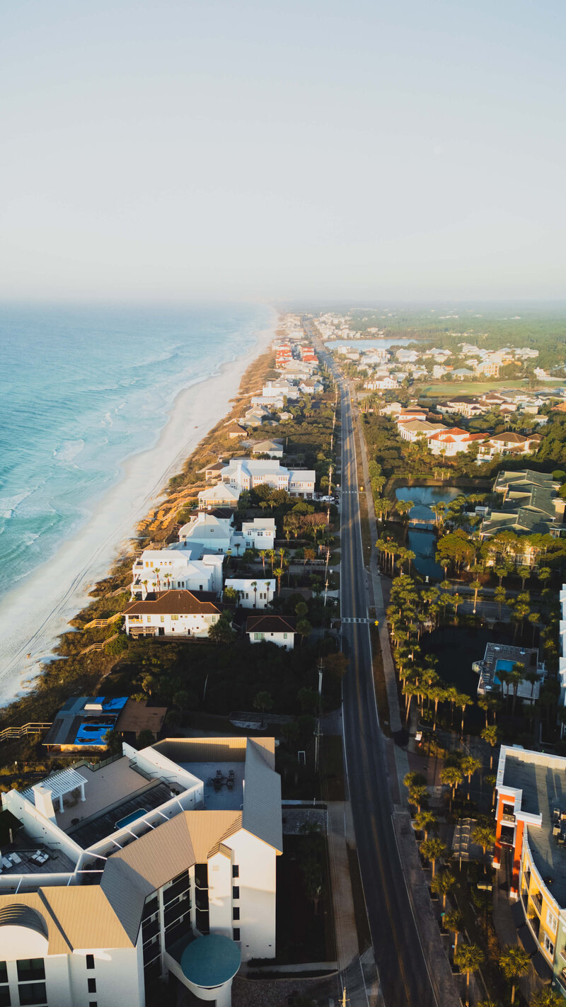 Pulling camera out of a travel bog