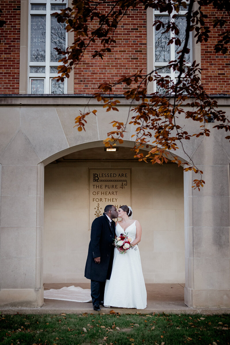 Elegant and classic wedding photo at Deer Path Inn in Winnetka IL