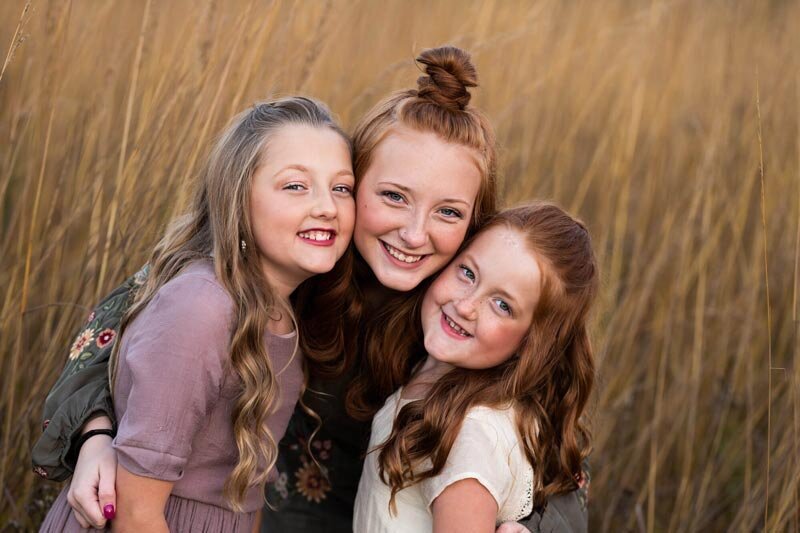 Oshkosh Family Photo in Fall | Glory Be Photography by Tara Bos