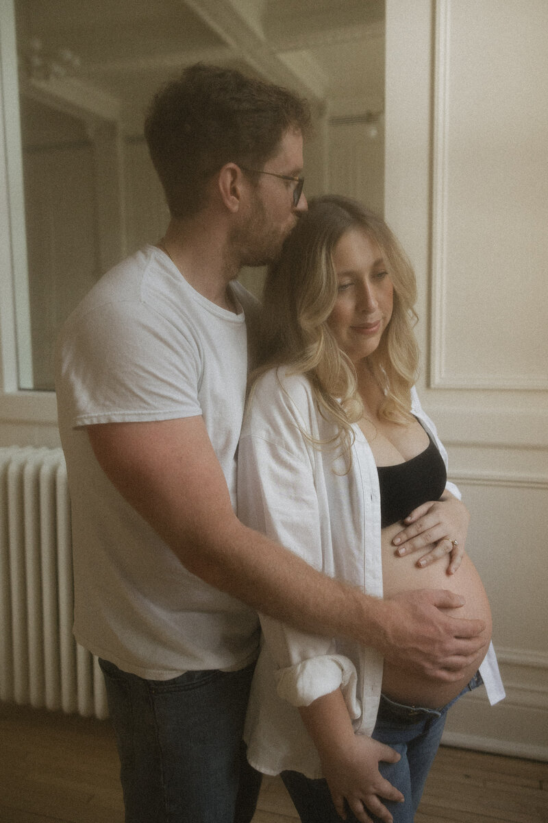 Fargo wedding photographer midwest wedding photographer maternity photographer north dakota wedding photographer 