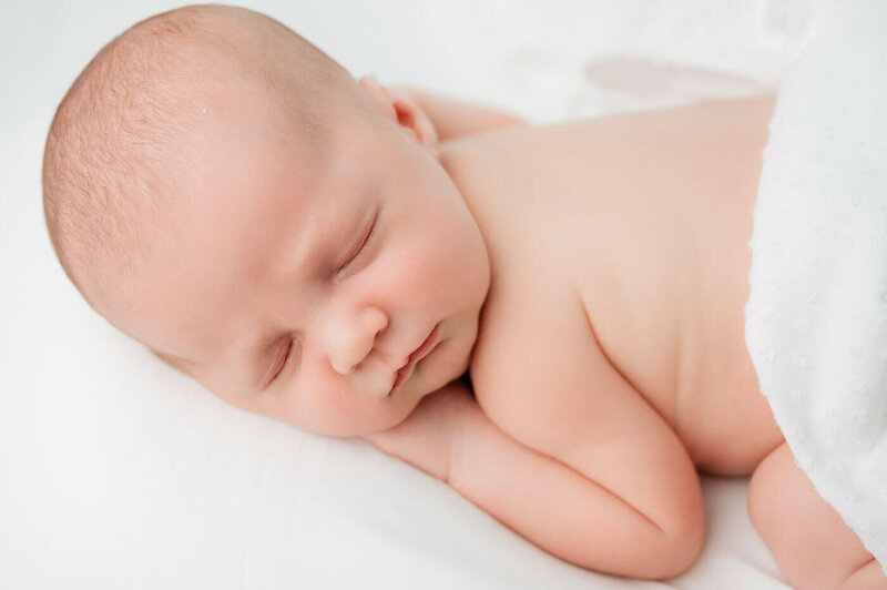 ARP NEWBORN STUDIO POSED EVERLY 19