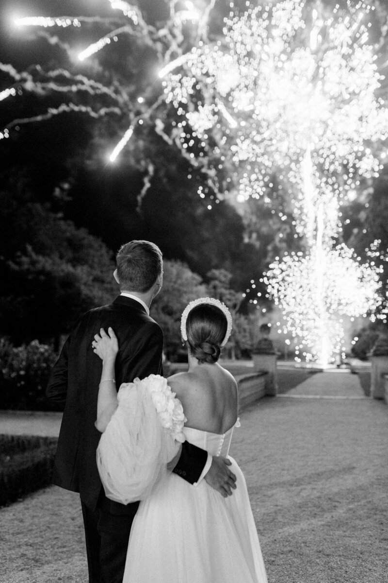Maïlys Fortune Photography Husband Wife Wedding Weddings Photography France Switzerland Italy Timeless Dreamy Imagery Bilingual French English Destination Weddings Destination Wedding Provence French Riviera Paris Lake Como Tuscany156