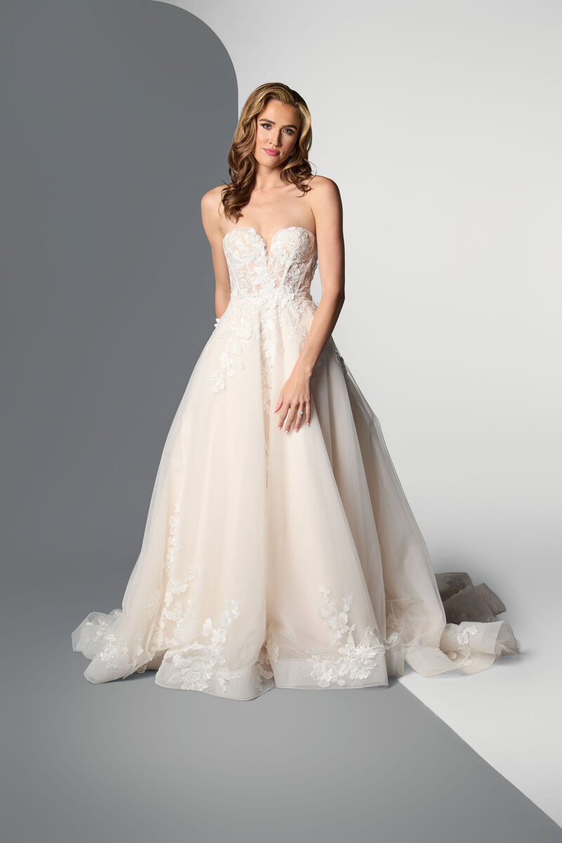 AngelBridalShoot0400HR-EVHR