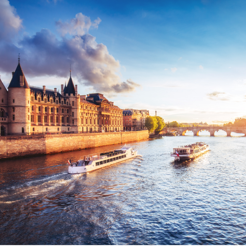 Rivercruising Paris Seine 